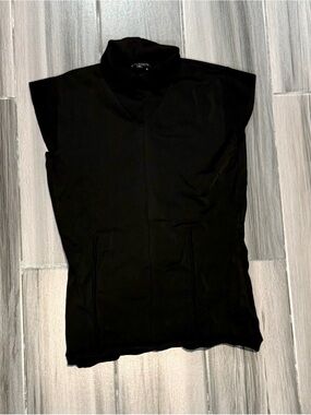 Tara Jarmon Black Ribbed Sleeveless Mock Neck Top